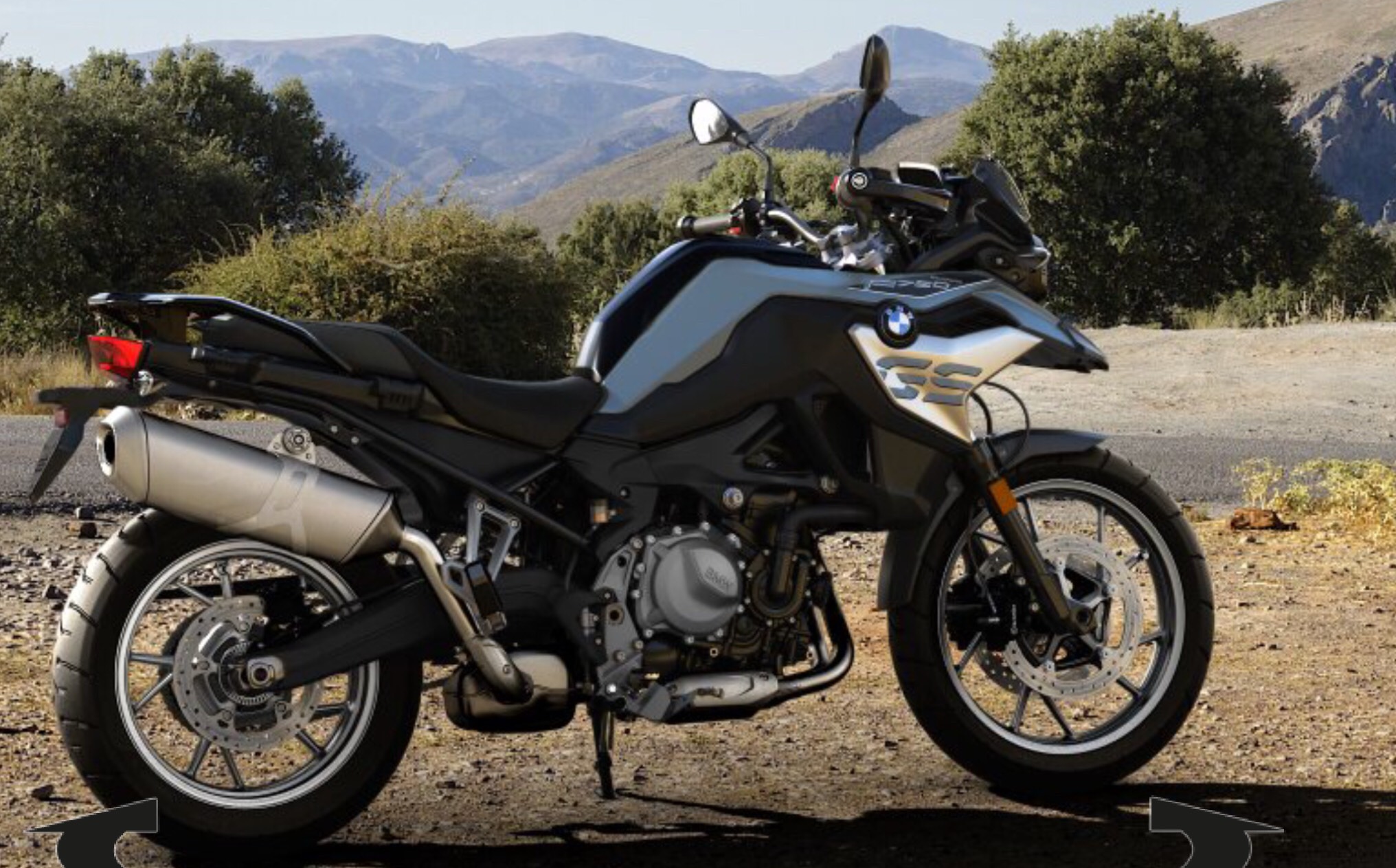 Location Moto CORSE